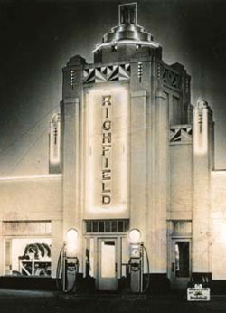 Art deco gas station